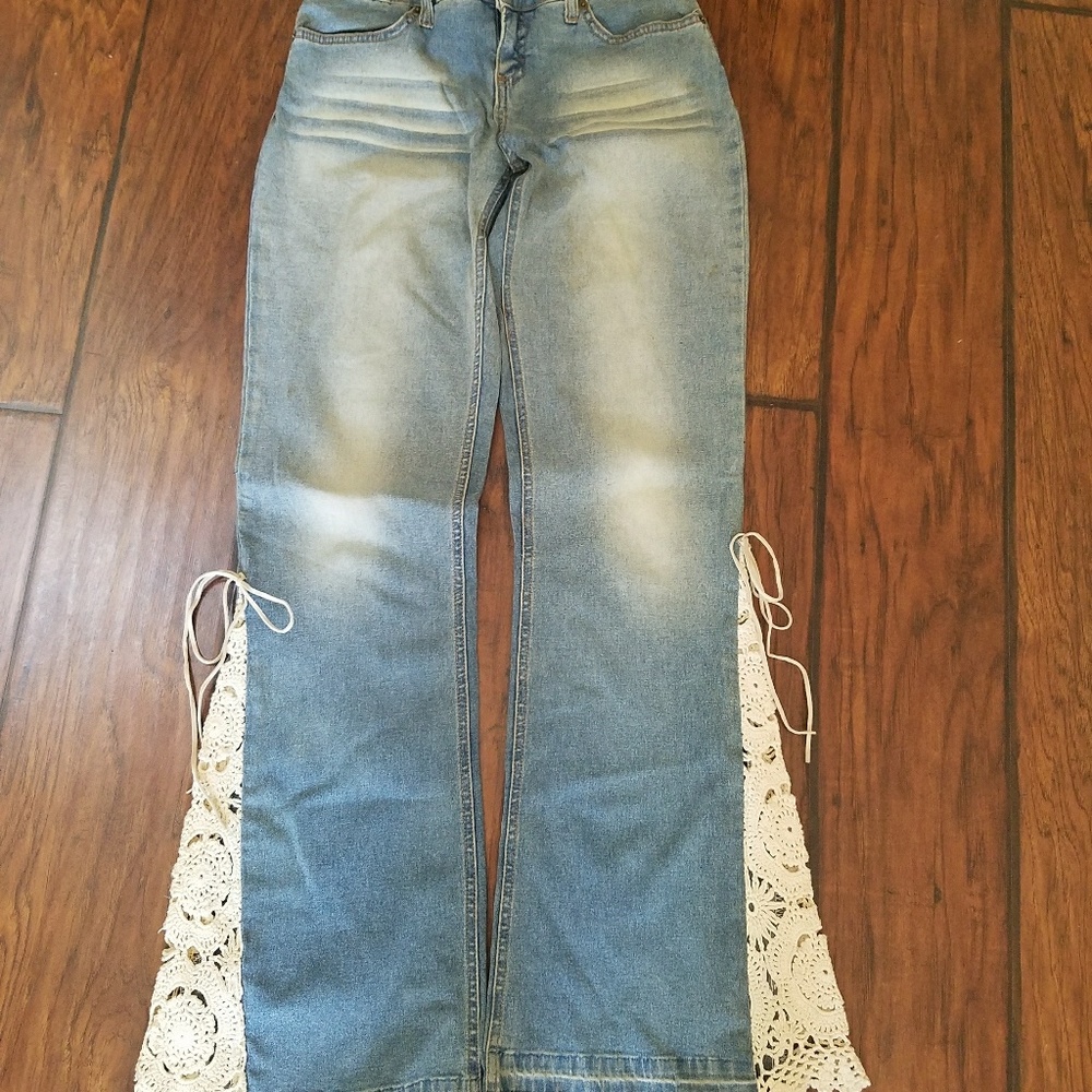 jeans - Picture 2 of 3